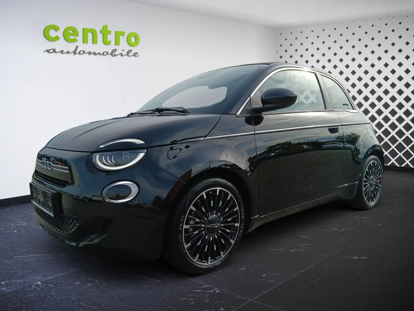 Fiat 500C Hybrid Cabrio La Prima Schwarz - 2