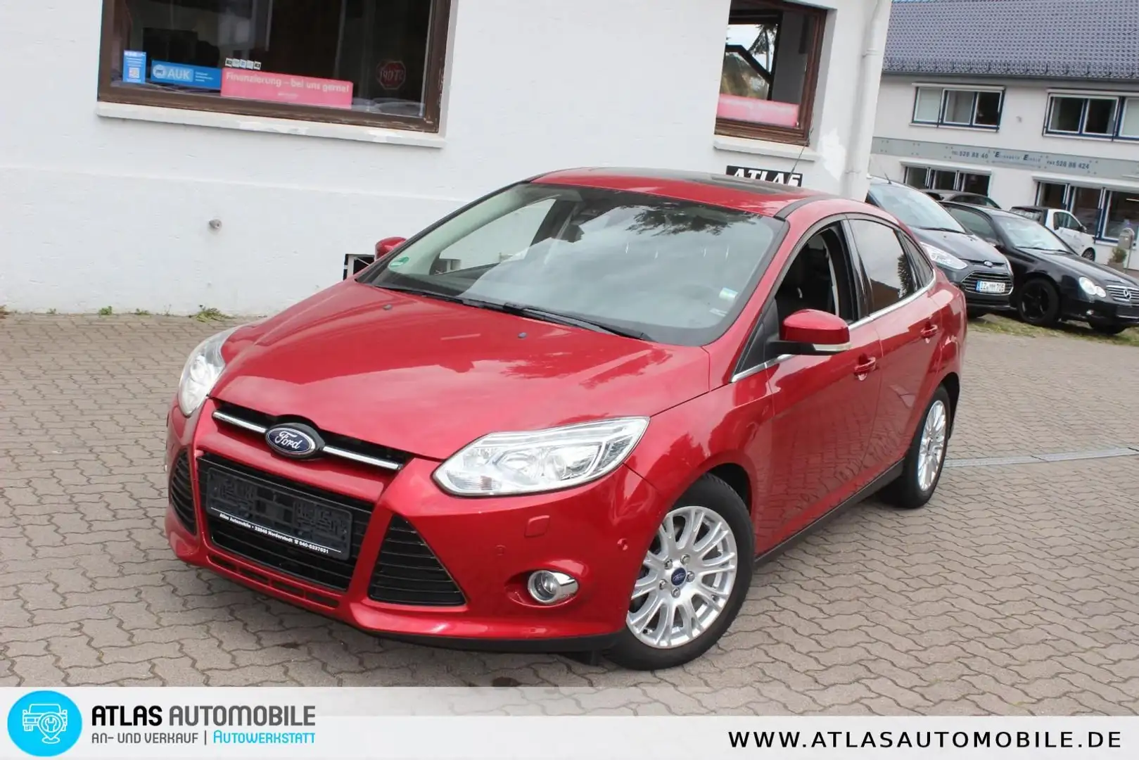 Ford Focus Titanium NAVI+XENON+LEDER+SCHIEBEDACH+PDC Rot - 1