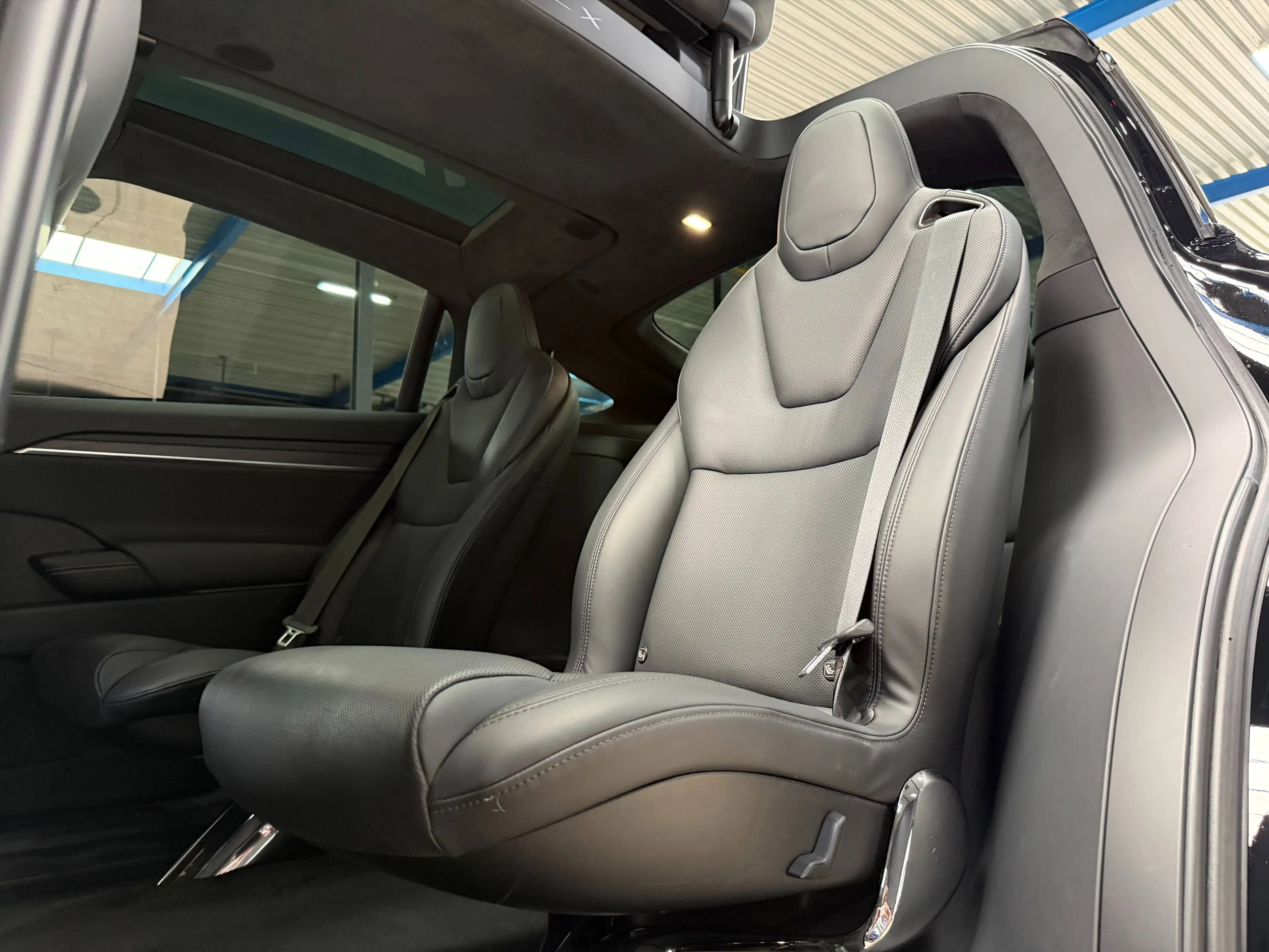 Tesla Model X FACELIFT - LONG RANGE DUAL MOTOR - 6 SEATER — photo 12