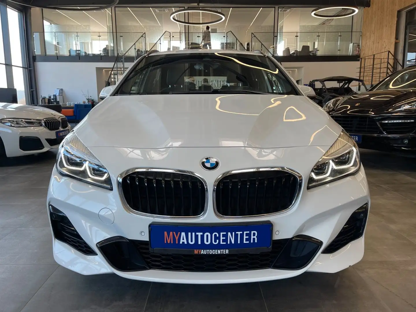 BMW 225 225 xe Active Tourer *CARPLAY*HUDUP*LED*M SPORT* Weiß - 2