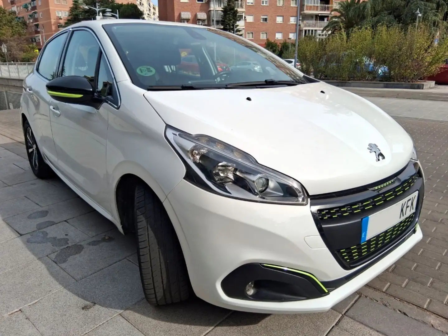 Peugeot 208 1.2 PureTech S&S Style 82 Blanco - 2