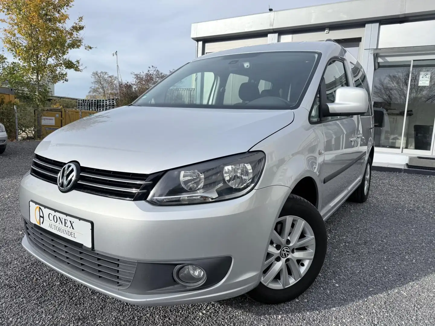 Volkswagen Caddy Caddy 1.6 TDI Comftl BMT DSG *NAVI*PDC*SHZ*1-HD* Silber - 1