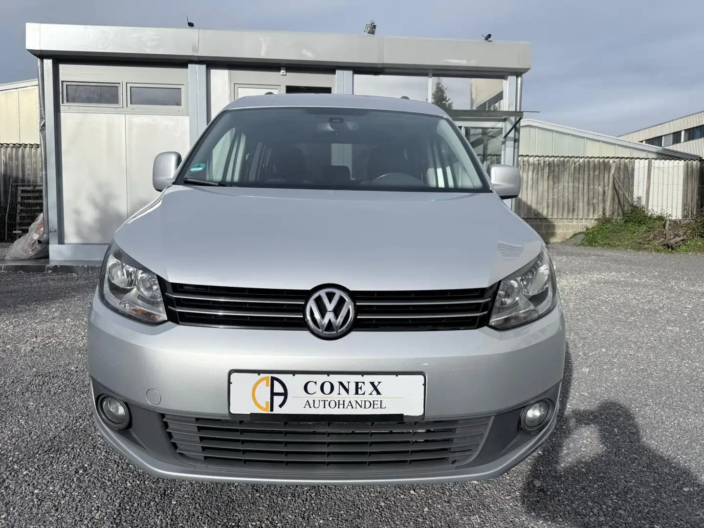 Volkswagen Caddy Caddy 1.6 TDI Comftl BMT DSG *NAVI*PDC*SHZ*1-HD* Silber - 2