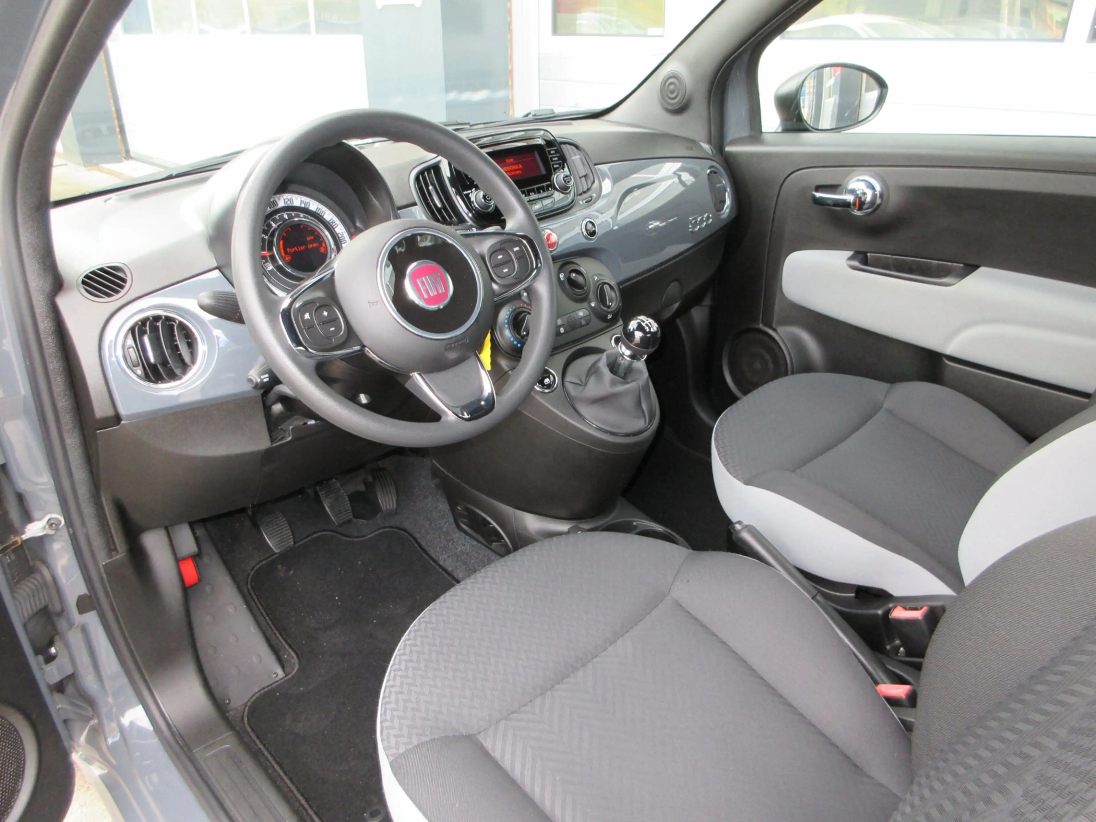 Fiat 500 1.0 Hybrid Pop / Audio / Airco / C.V. — photo 17
