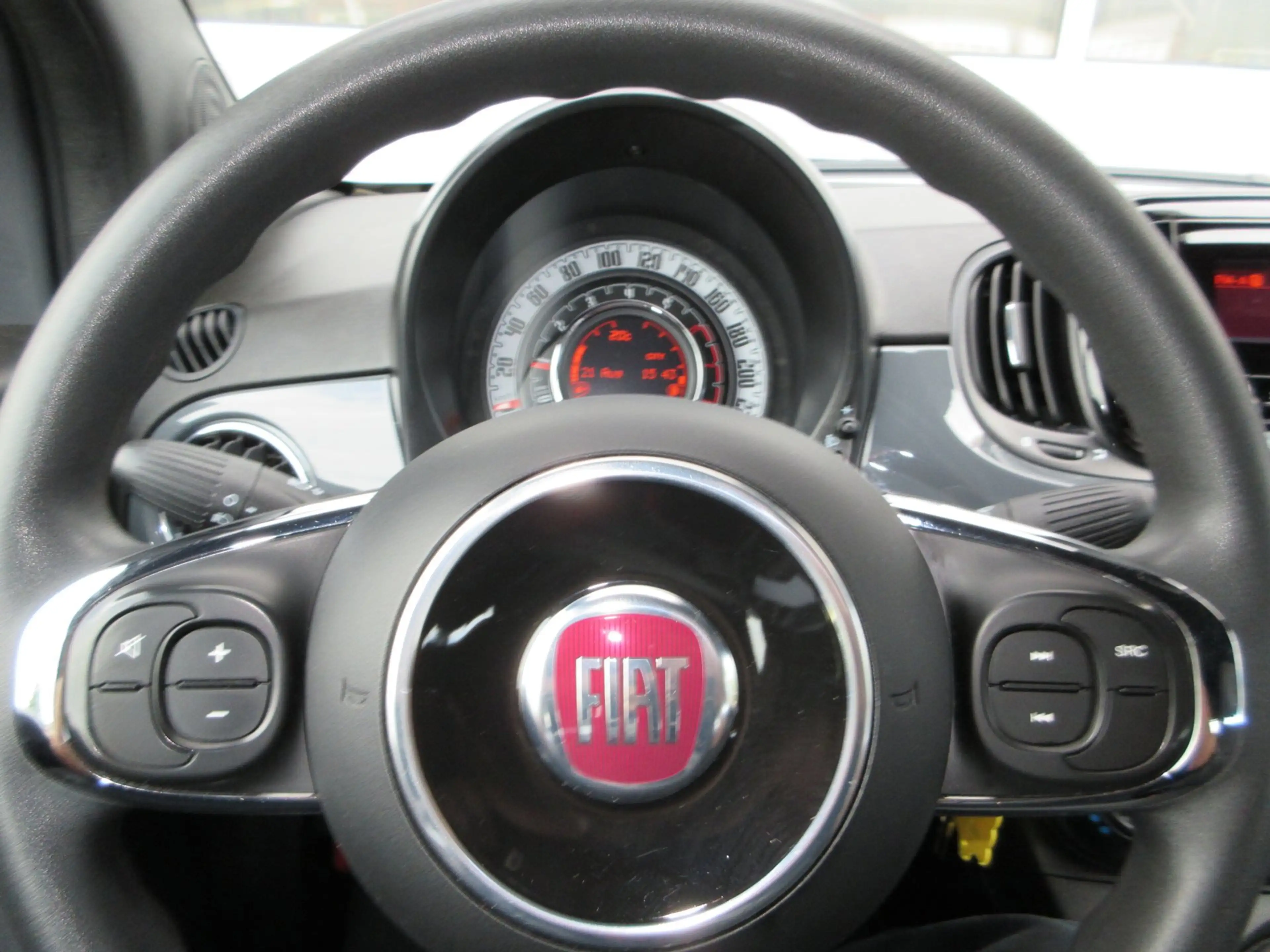 Fiat 500 1.0 Hybrid Pop / Audio / Airco / C.V. — photo 13