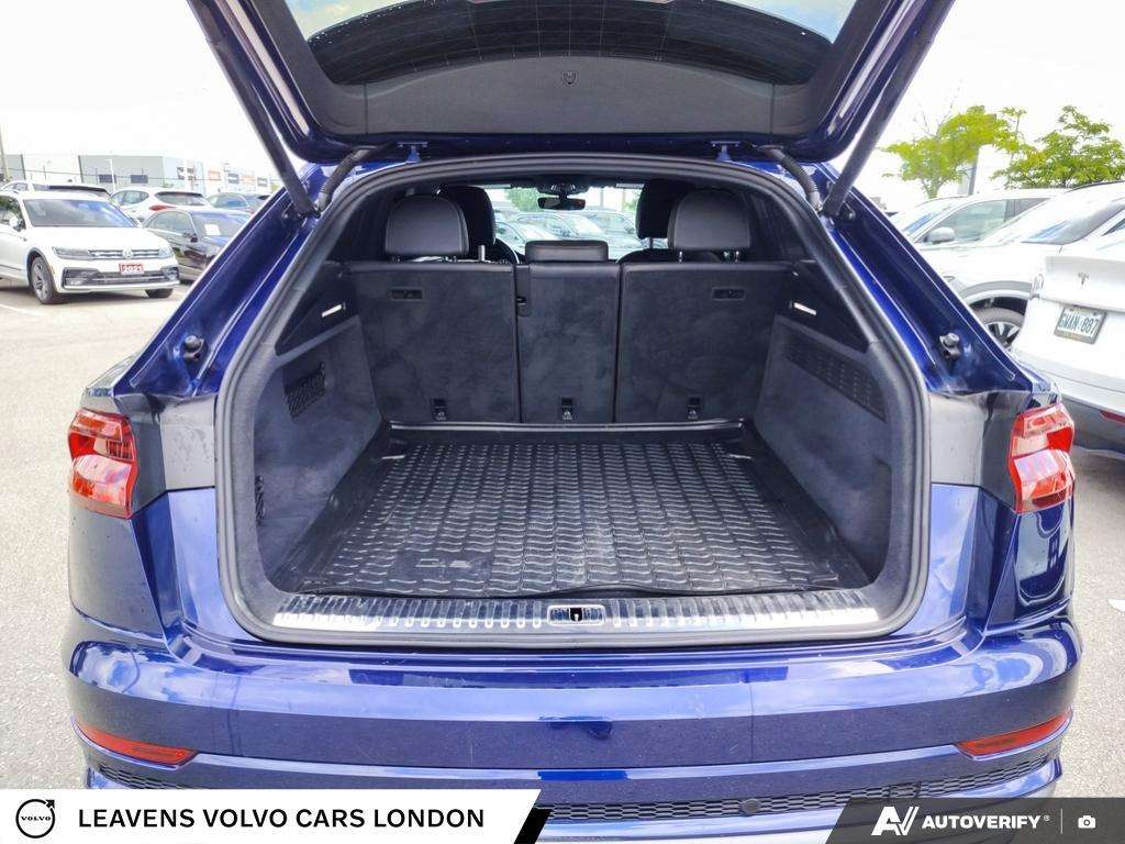 2020 Audi Q8 Technik | New Tires | Clean Carfax 3,000 cc 6 cyl thumb 13