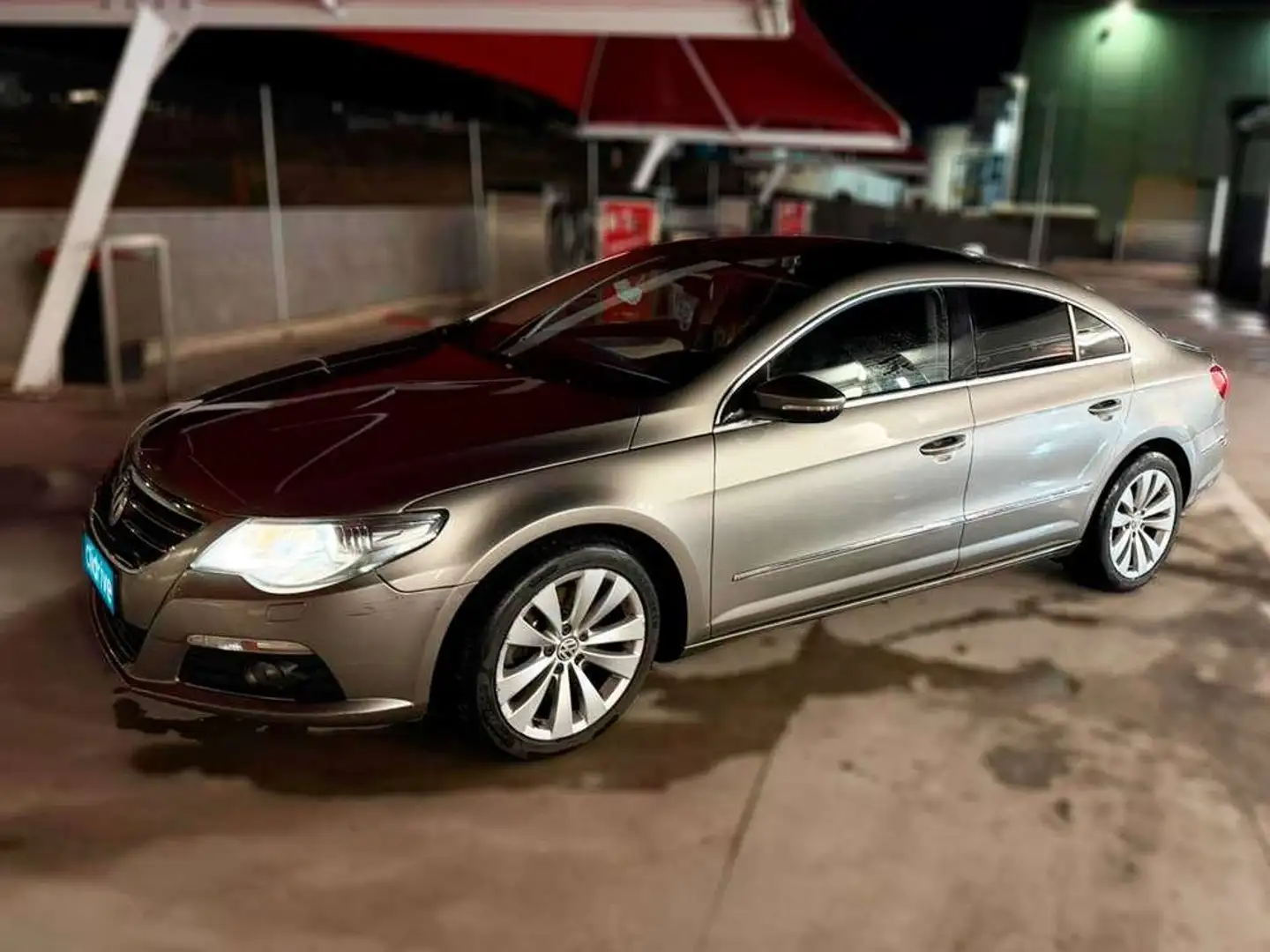 Volkswagen Passat CC 2.0 TDI 170cv DPF DSG Beige - 2