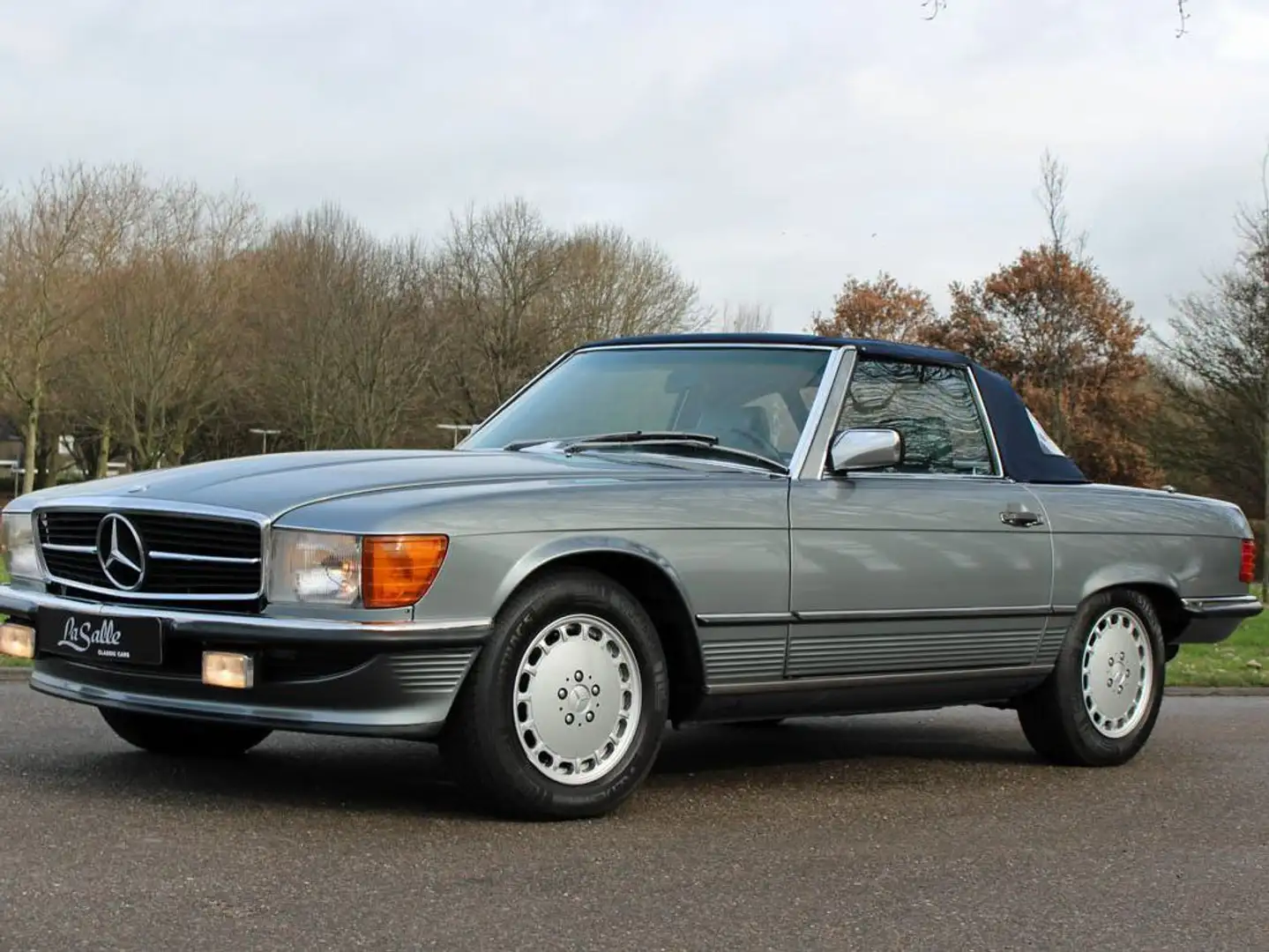 Mercedes-Benz SL 560 R107, 116d km Gris - 2