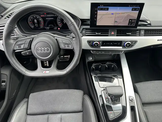 Audi A4 Avant view 12