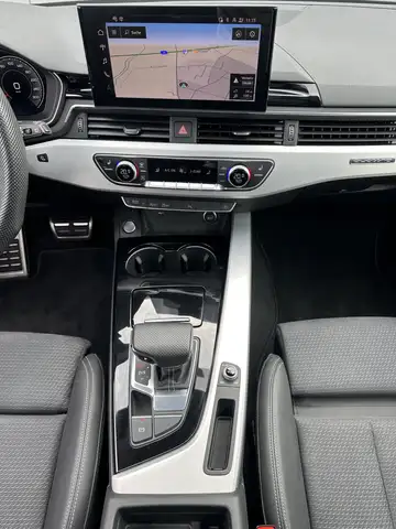 Audi A4 Avant view 13