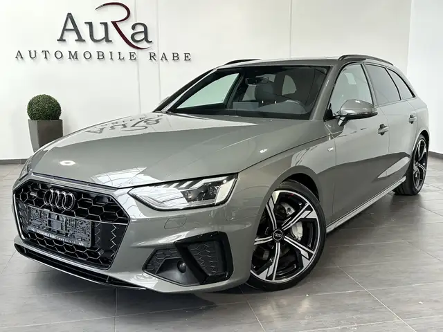 Audi A4 Avant view 2