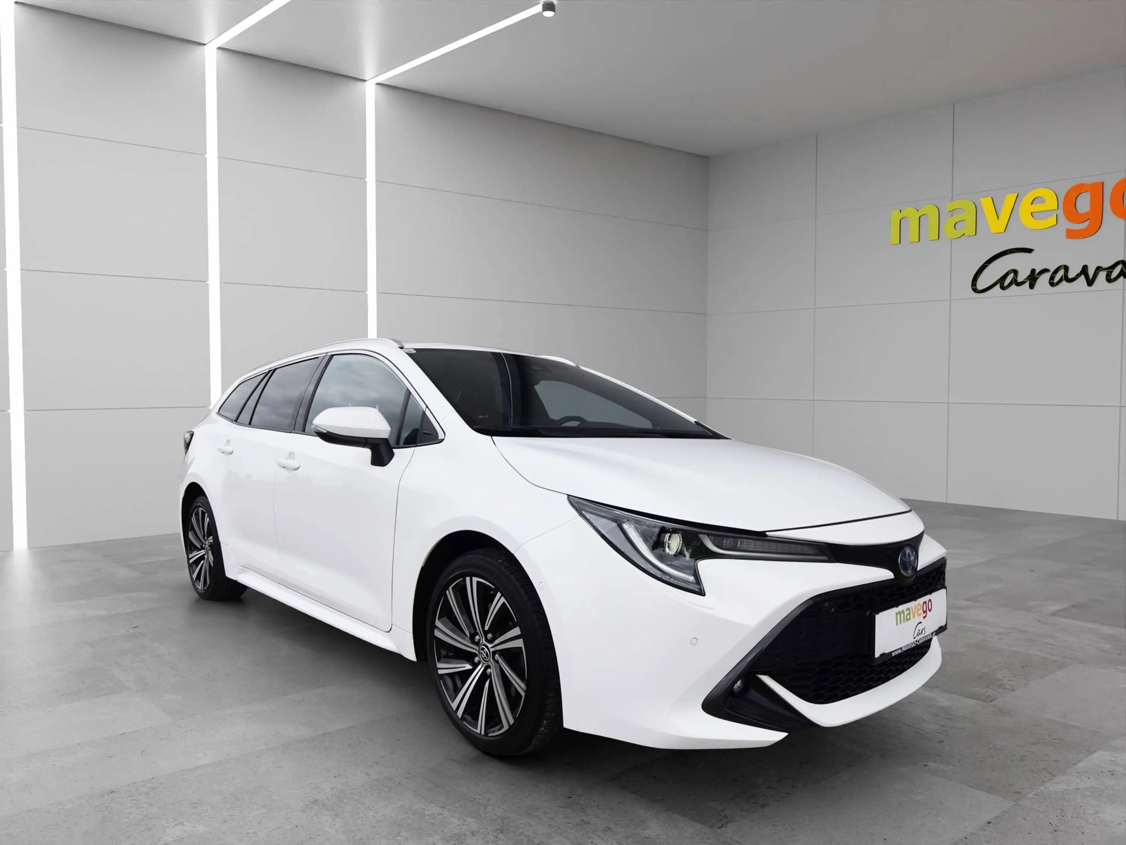 Toyota Corolla Kombi 2.0 Hybrid Design Aut. — photo 8
