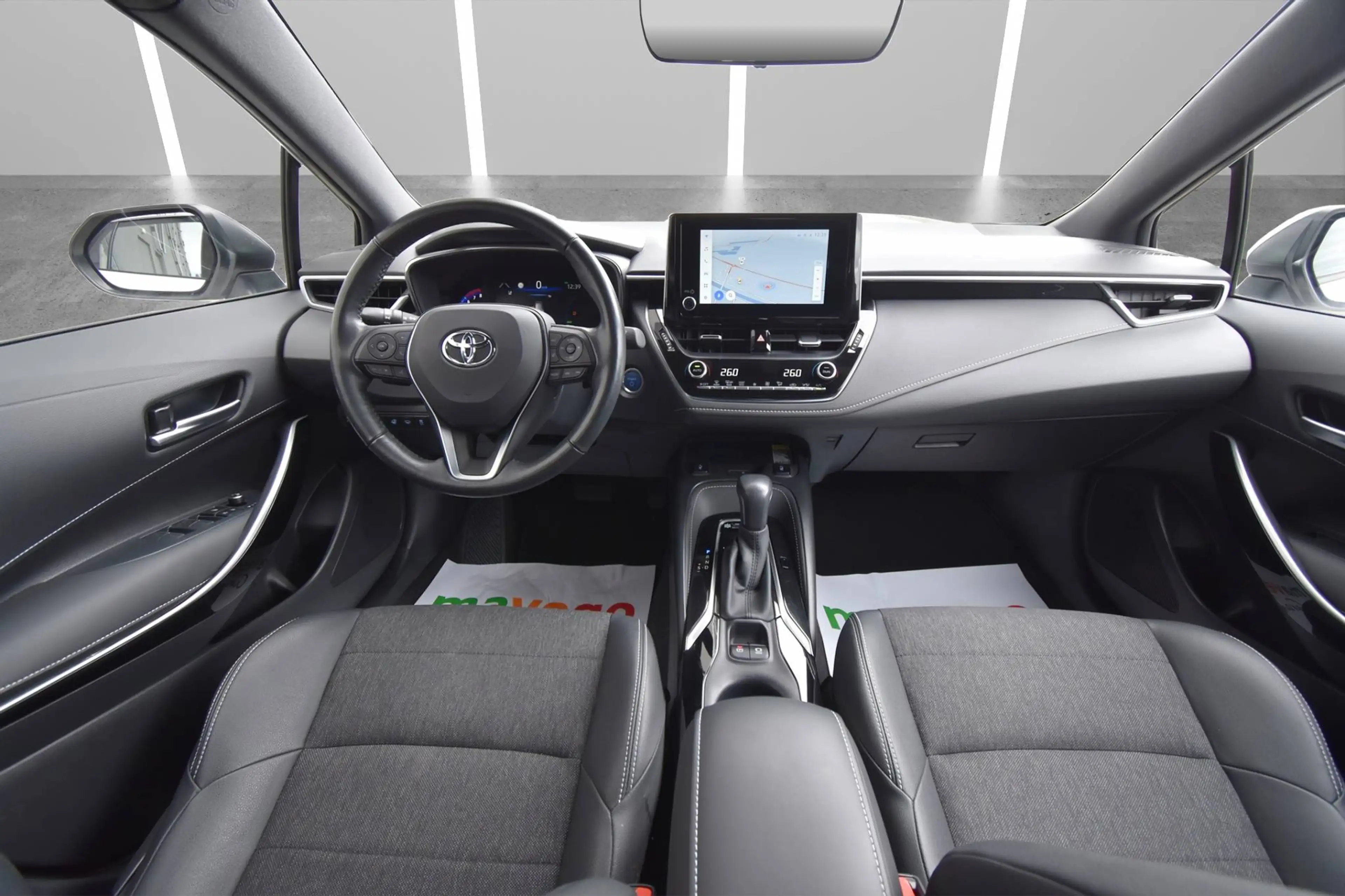 Toyota Corolla Kombi 2.0 Hybrid Design Aut. — photo 14