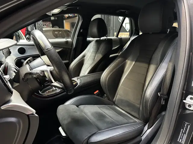 Mercedes-Benz E-Class view 11