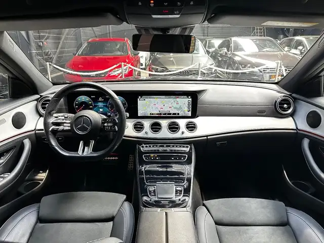 Mercedes-Benz E-Class view 13