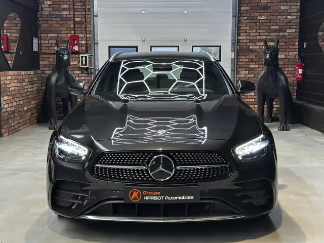 Mercedes-Benz E-Class view 2