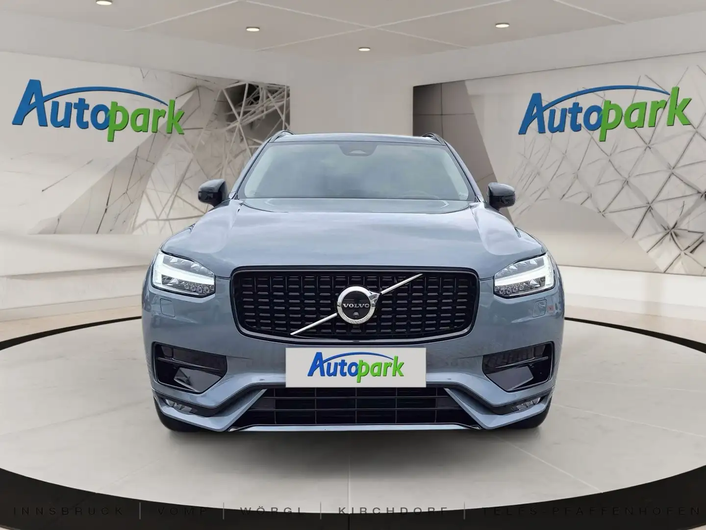 Volvo XC90 Ultimate, B5 AWD Mild Hybrid, Diesel, Dark, 7 Sitz Grau - 2