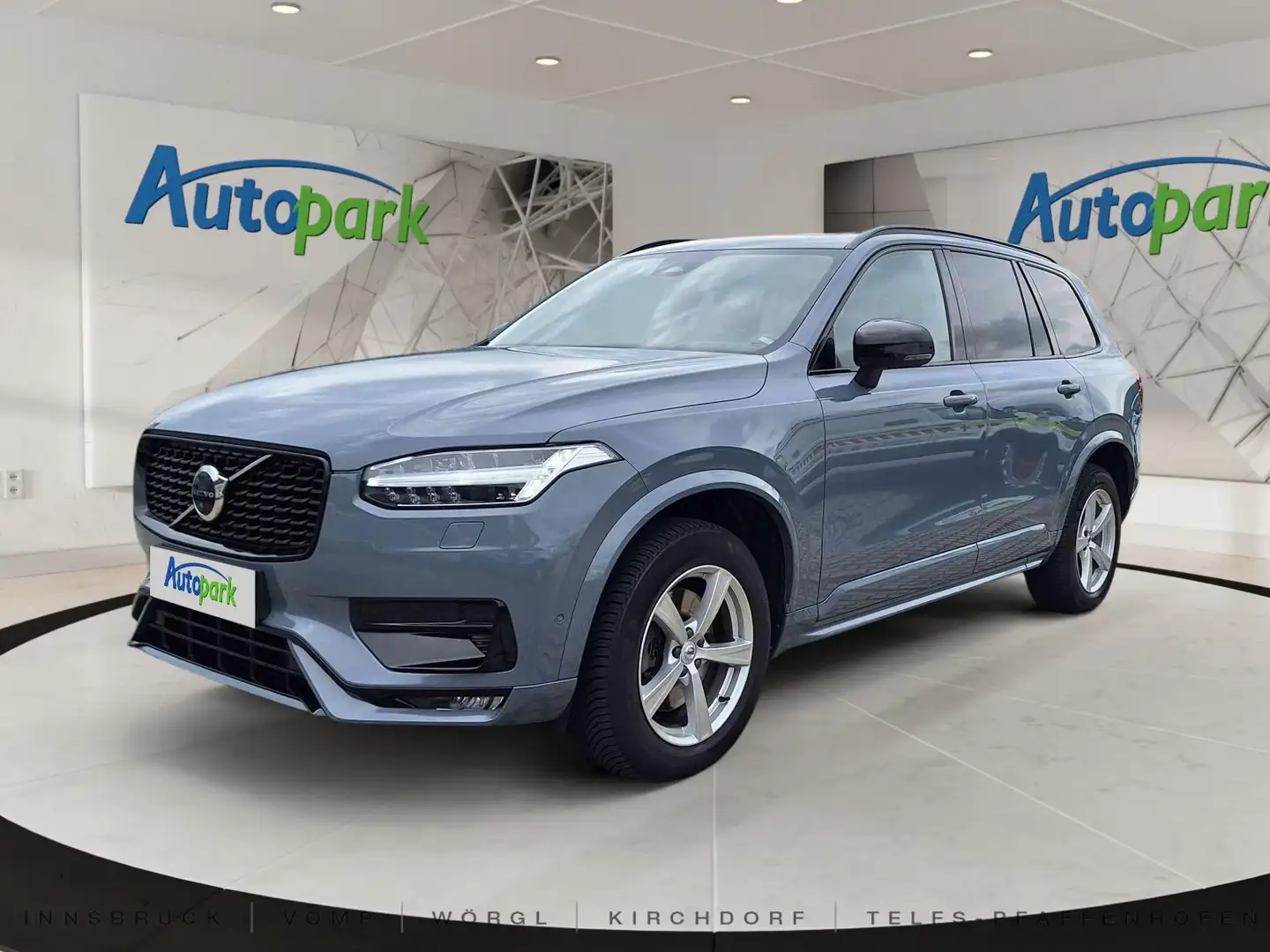 Volvo XC90 Ultimate, B5 AWD Mild Hybrid, Diesel, Dark, 7 Sitz Grau - 1