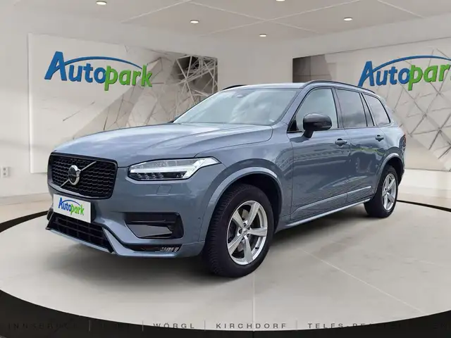 Volvo XC90 Ultimate, B5 AWD Mild Hybrid, Diesel, Dark, 7 Sitz
