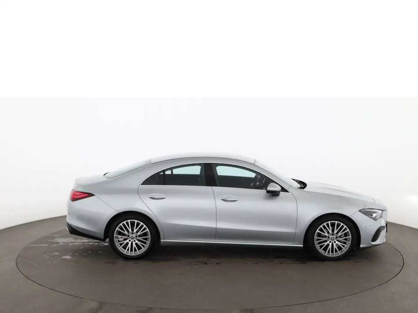 Mercedes-Benz CLA 180 d Progressive Aut LED NAVI ASSIST R-CAM Silber - 2