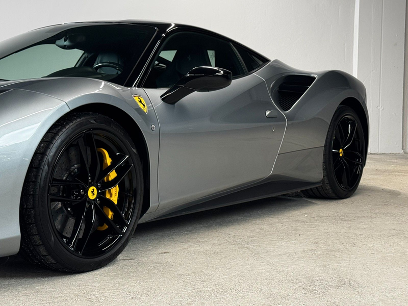 Ferrari 488 GTB *WARRANTY*CARBON*GRIGIO TITANIO* — photo 3