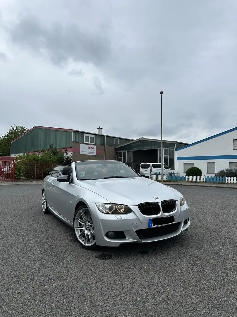 BMW 320 320i Cabrio - 1
