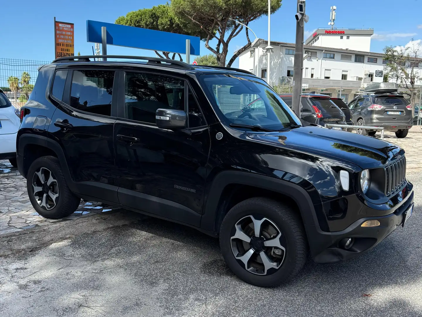 Jeep Renegade Renegade 1.3 T4 phev Trailhawk 4xe at6 Nero - 2