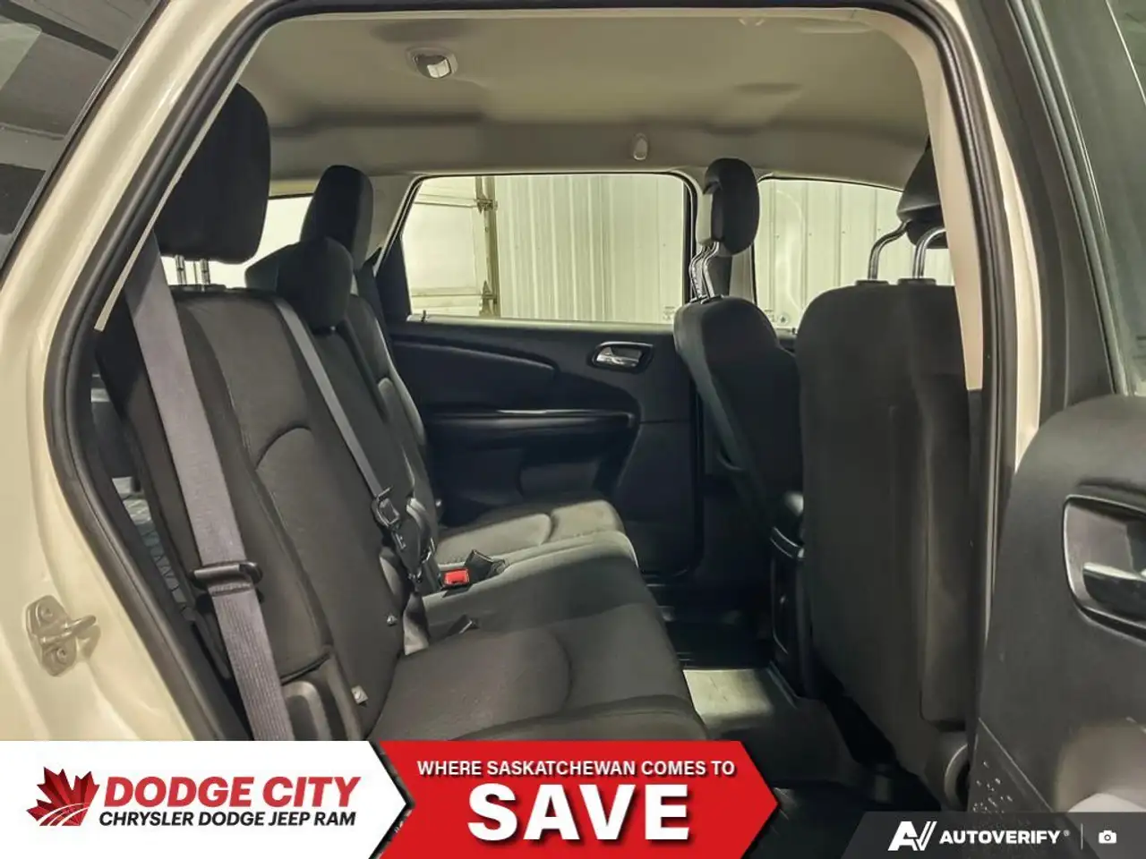 Dodge Journey снимка Dodge Journey