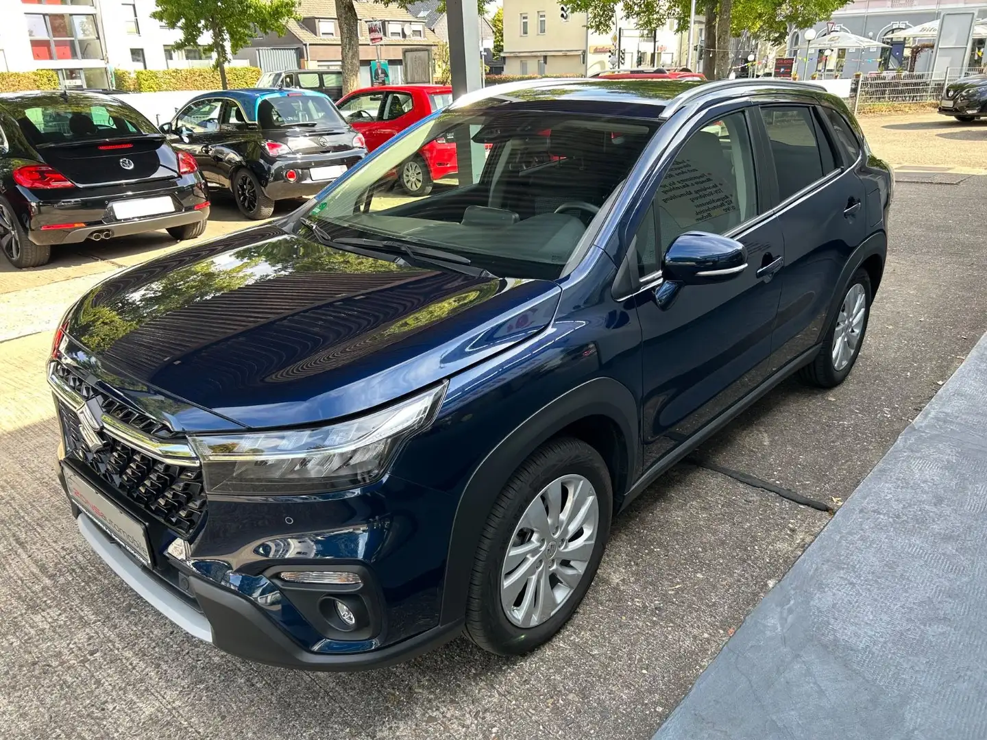 Suzuki (SX4) S-Cross Hybrid Autom.+CarPlay+LED+SHZ+DAB+ Bleu - 2