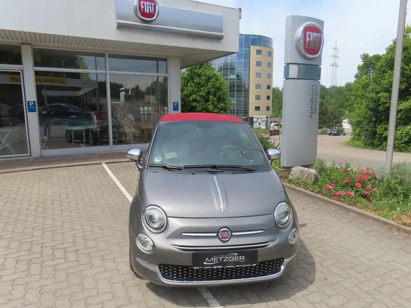 Fiat 500C DolceVita Mild Hybrid 1,0 GSE 51kW(70PS) Grijs - 2