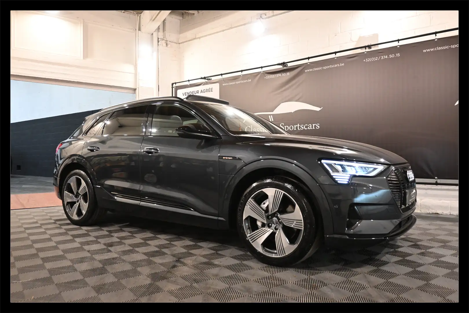 Audi e-tron 95 kWh 50 Quattro S LINE / CAMERA 360 / PANO !! Black - 1