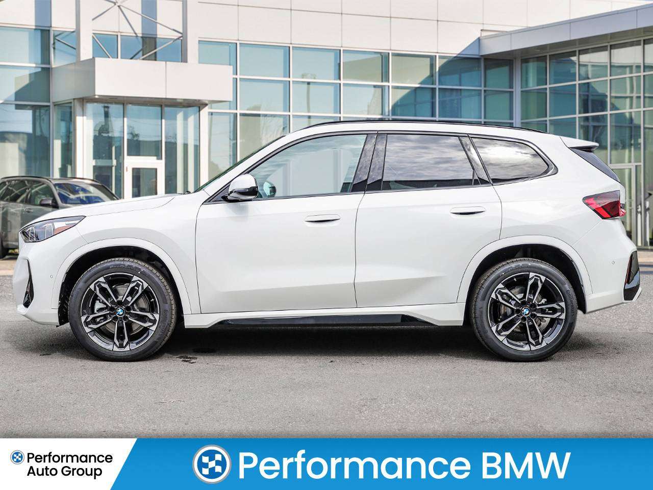 2026 BMW X1 PremiumEssentialPkg-MSportPkg-19"Alloys — снимка 3