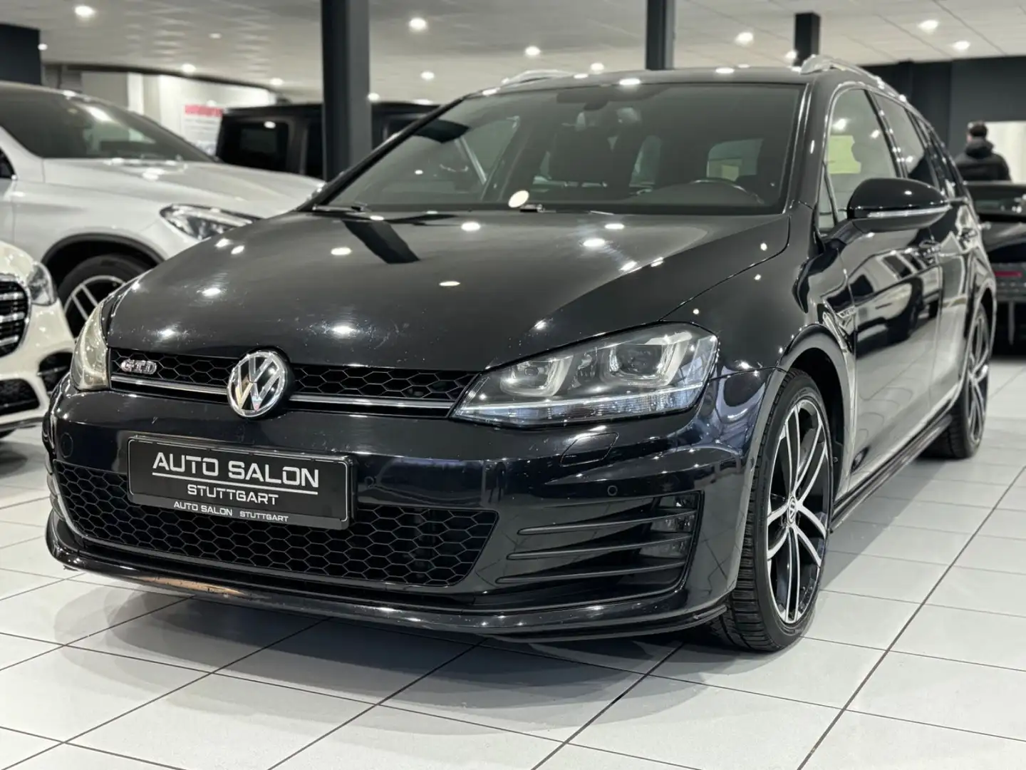 Volkswagen Golf VII Variant GTD DSG*LED*DYNAUDIO*NAVI*MFL* Zwart - 1