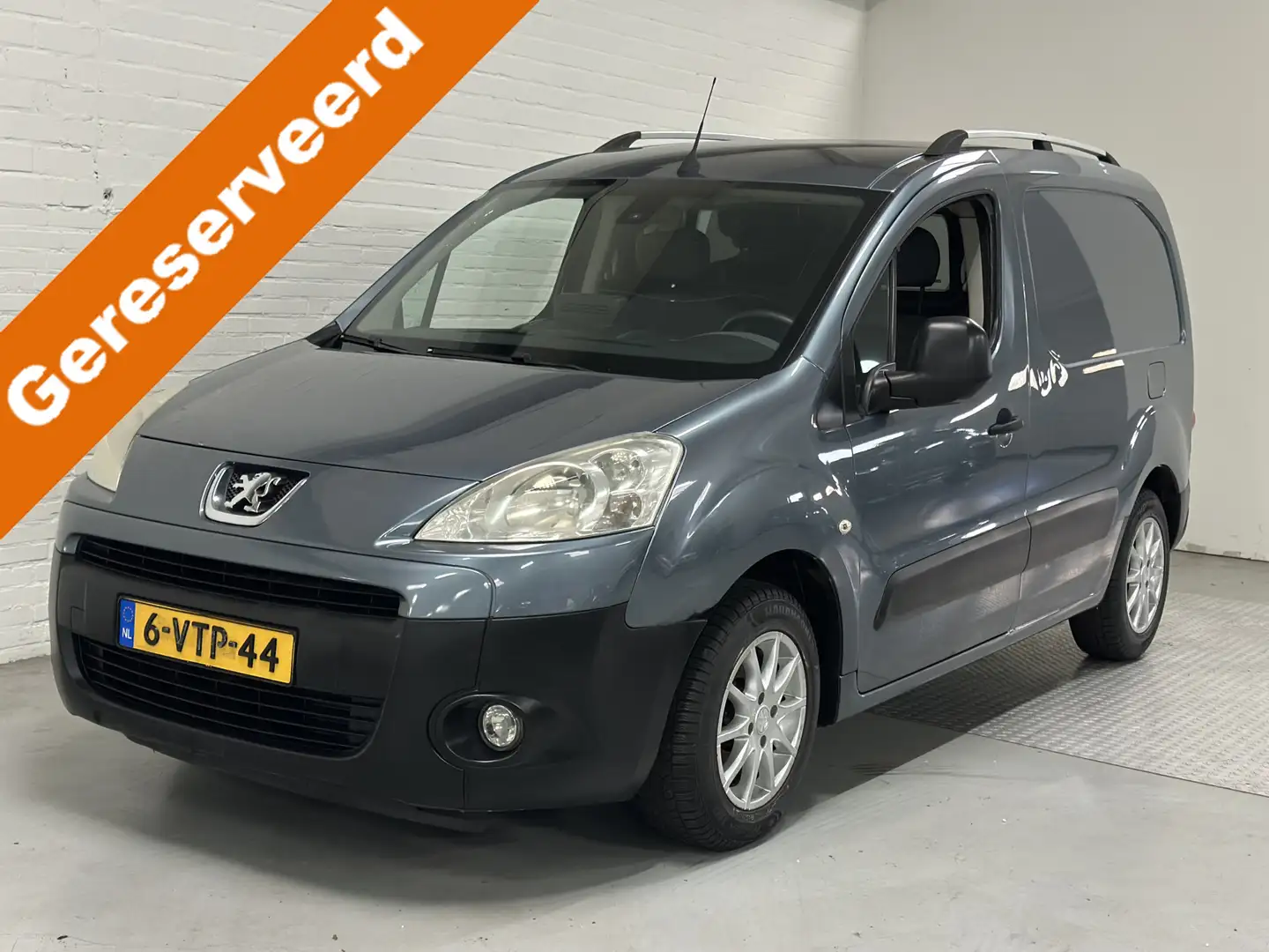 Peugeot Partner 120 1.6 e-HDI L1 XT Profit + 2Tronic AIRCO /LMV / Grijs - 1