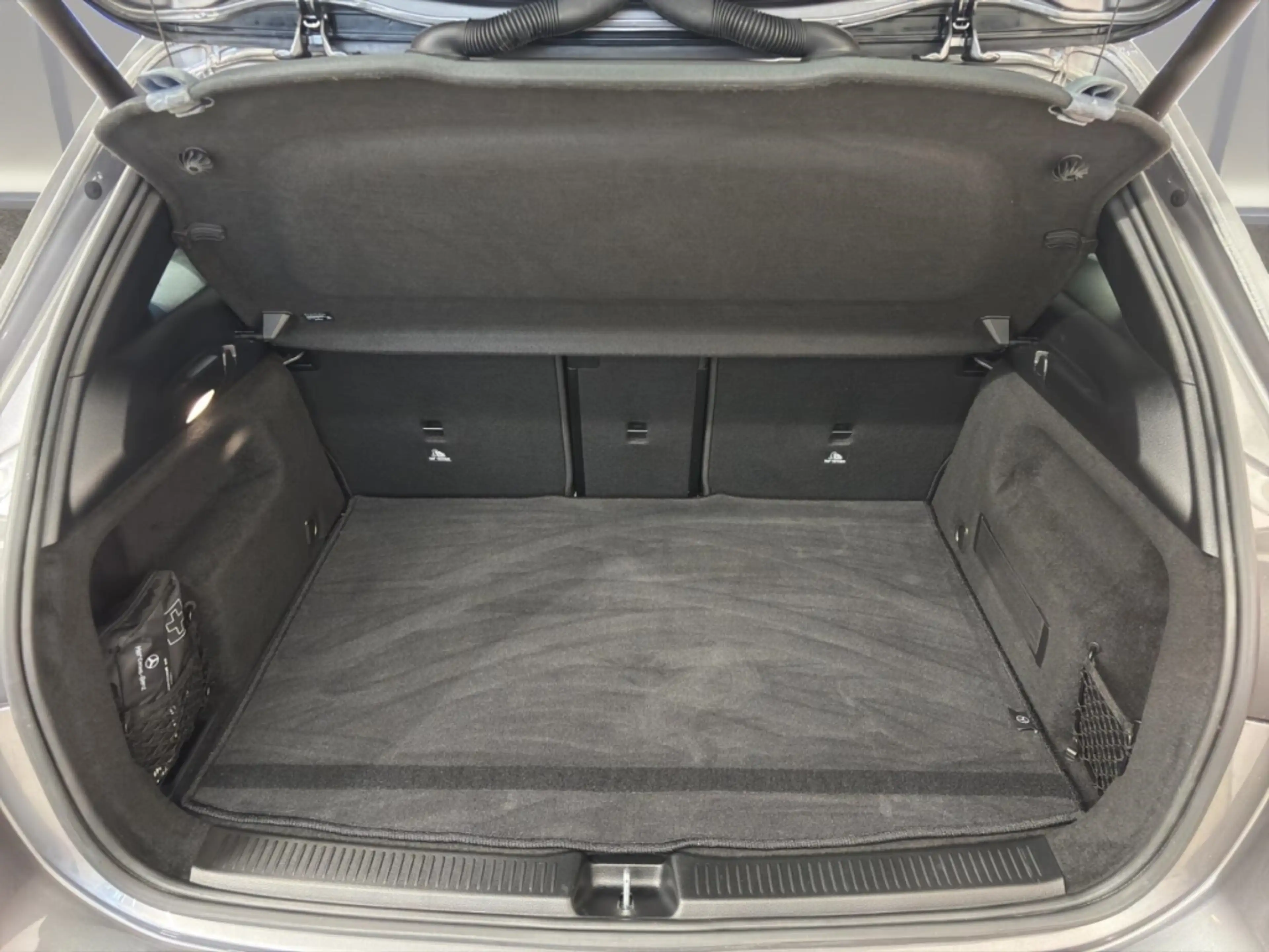 Mercedes-Benz B 220 4M PROGRESSIVE AHK+BUSIN+DISTR+MULTIB+360° — photo 14