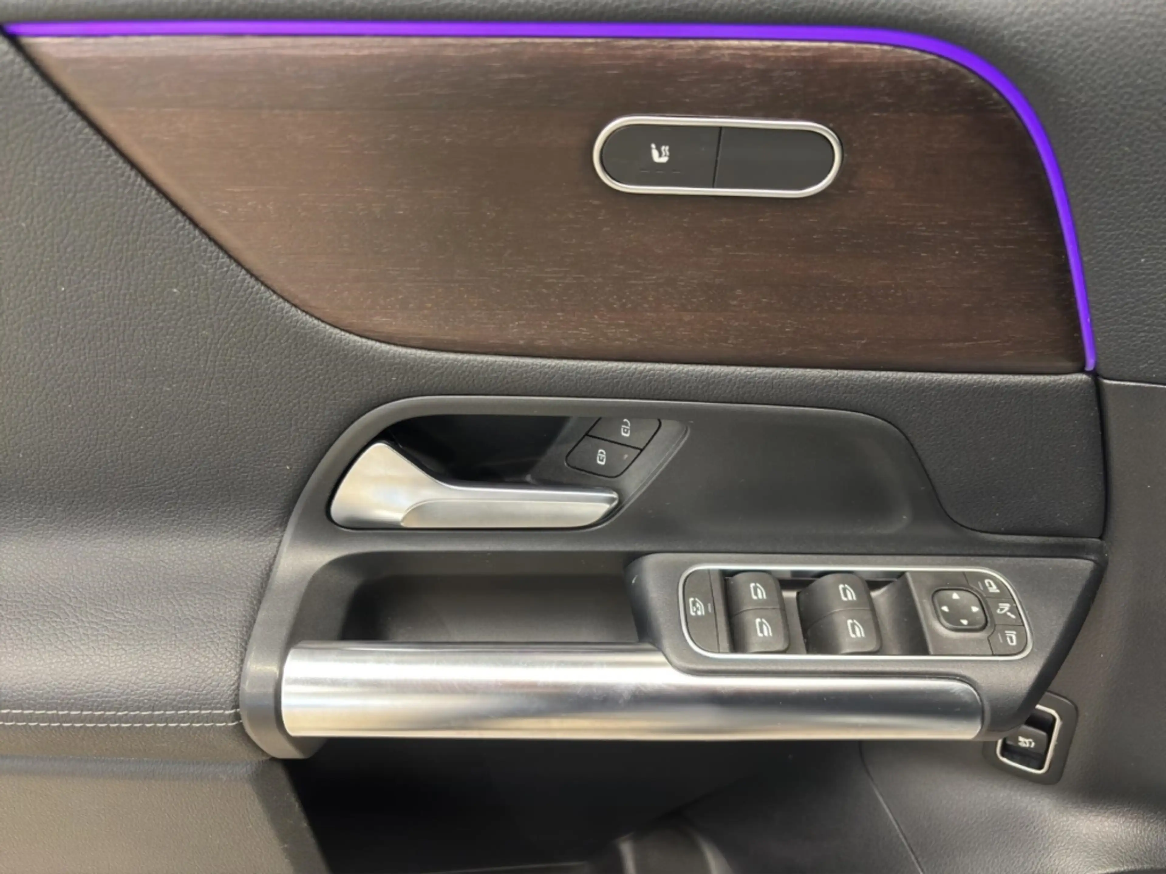 Mercedes-Benz B 220 4M PROGRESSIVE AHK+BUSIN+DISTR+MULTIB+360° — photo 11