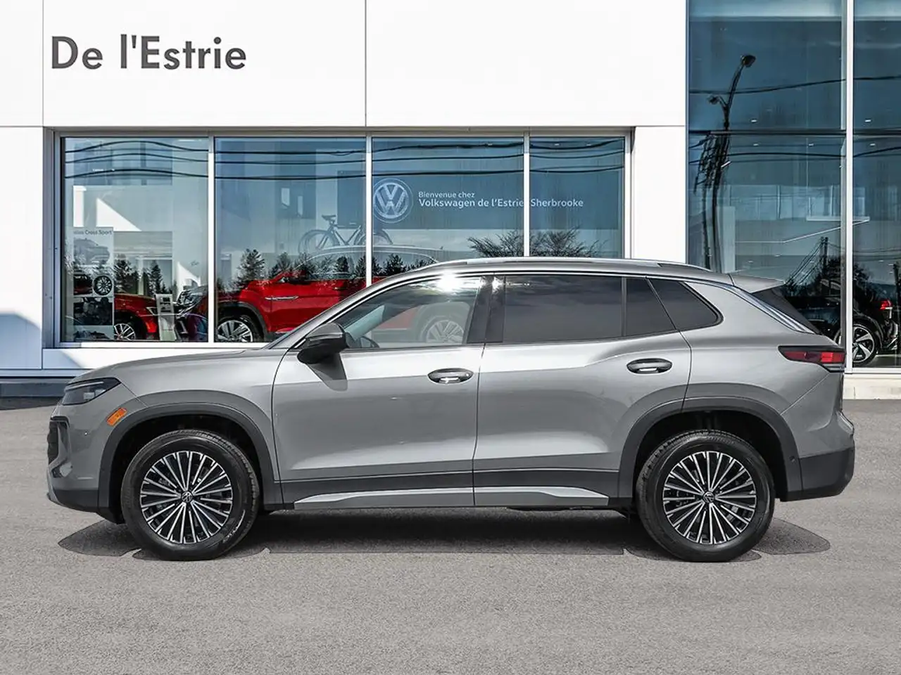 Volkswagen Tiguan снимка Volkswagen Tiguan