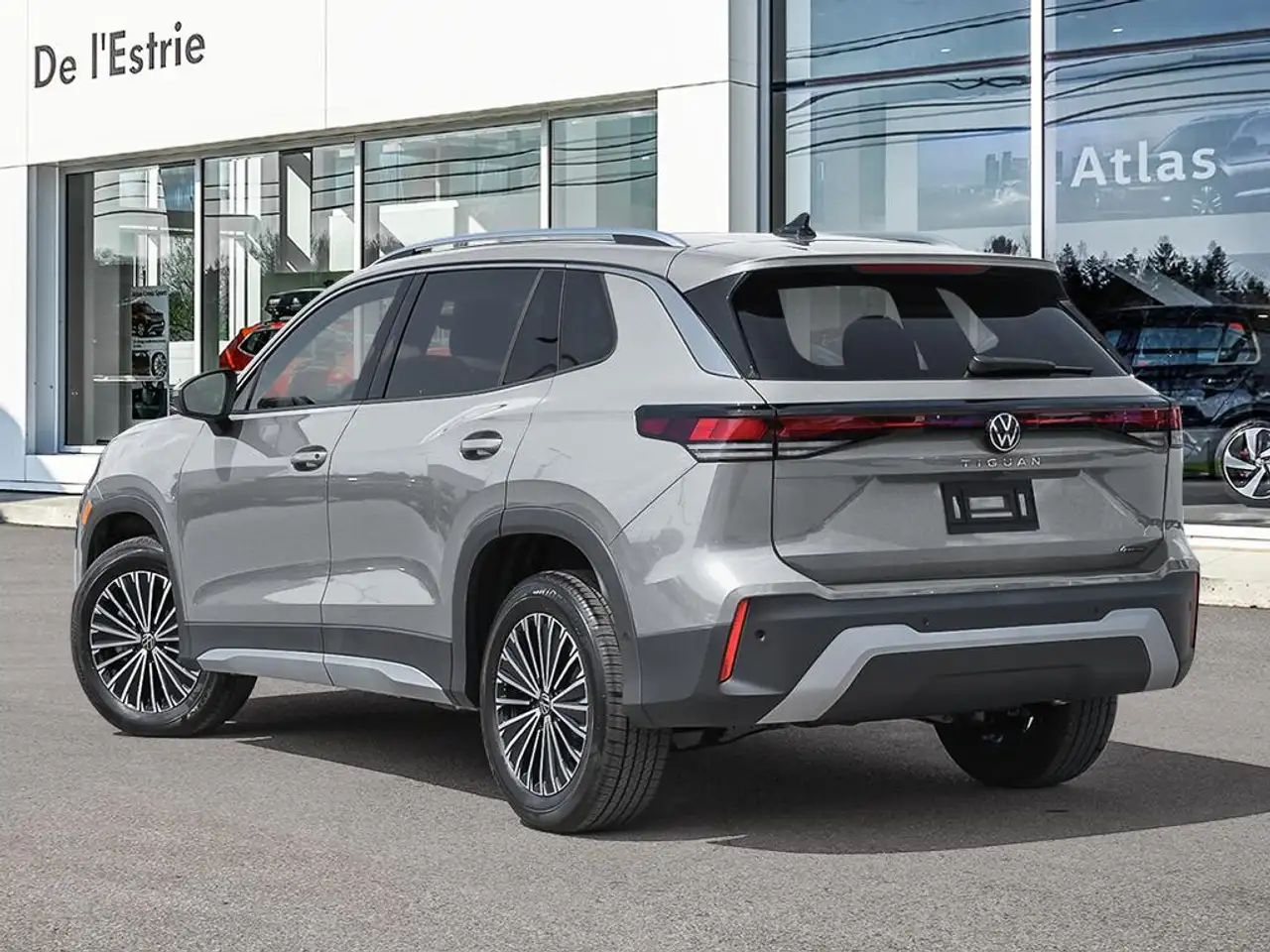 Volkswagen Tiguan снимка Volkswagen Tiguan