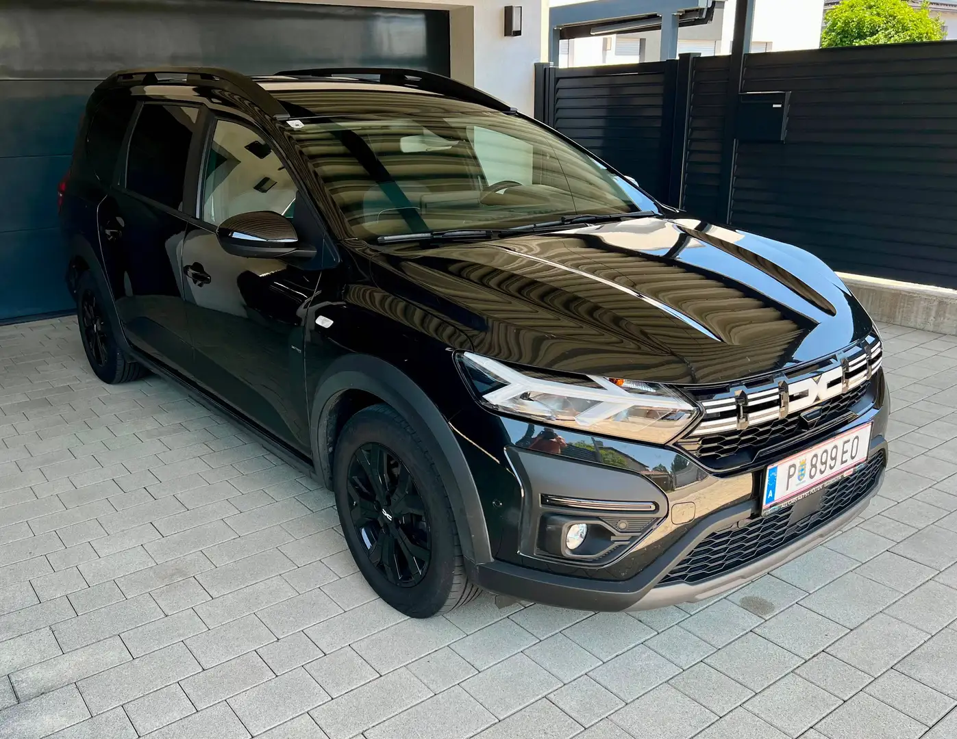 Dacia Jogger Jogger Extreme TCe 110 Extreme Schwarz - 2