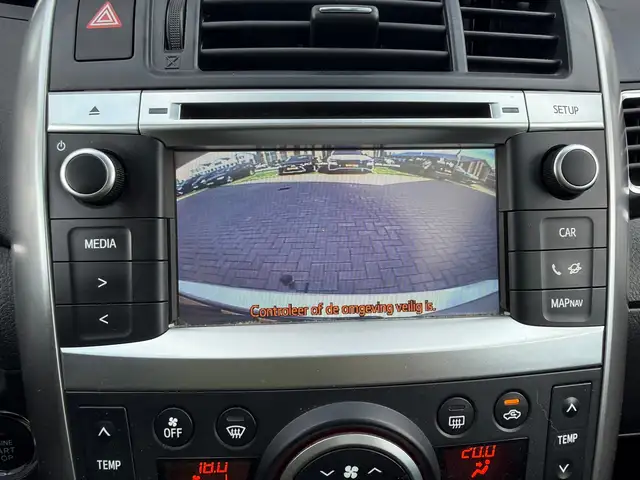Toyota Verso view 16