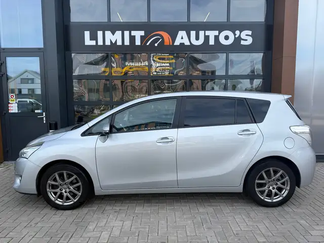 Toyota Verso view 7