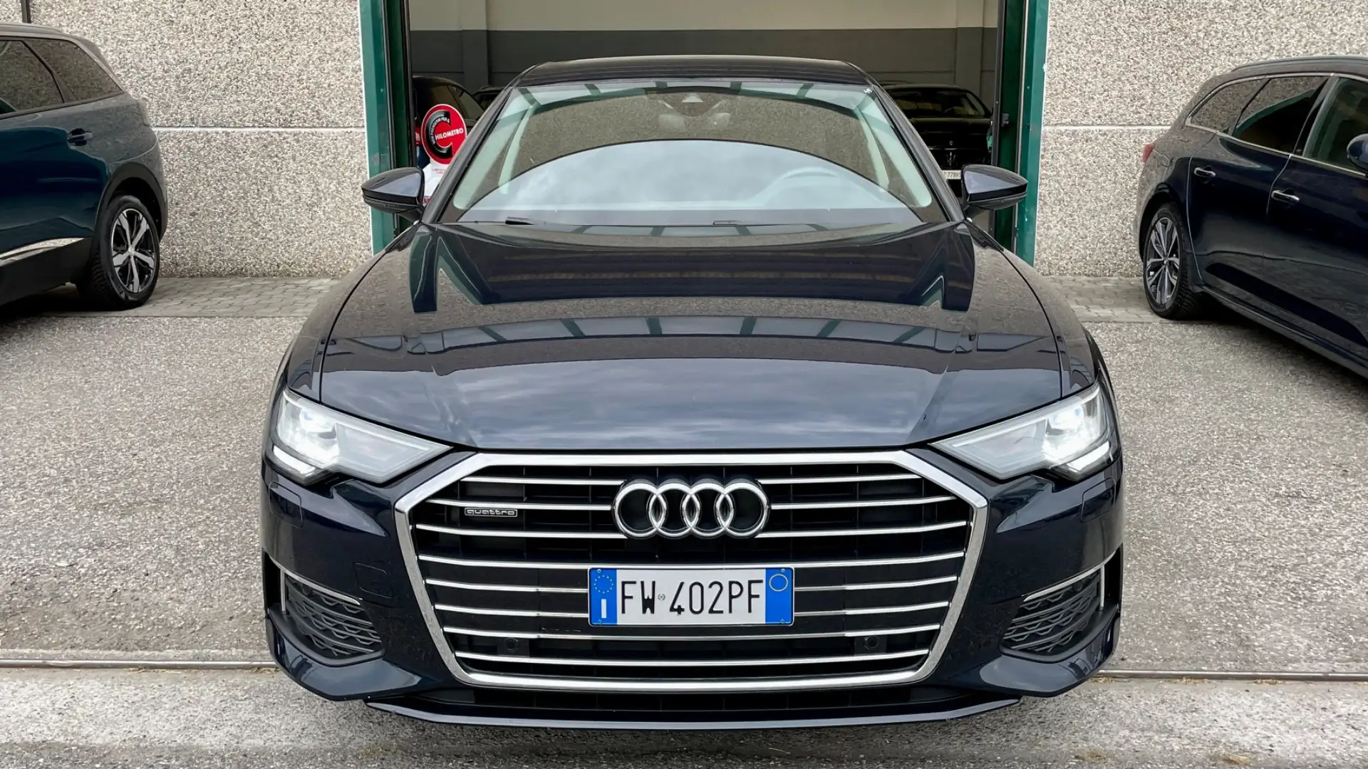 Audi A6 40 2.0 TDI quattro ultra S tronic Design My20 V. C Blau - 2