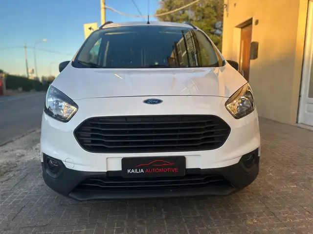 Ford Courier Van titanium