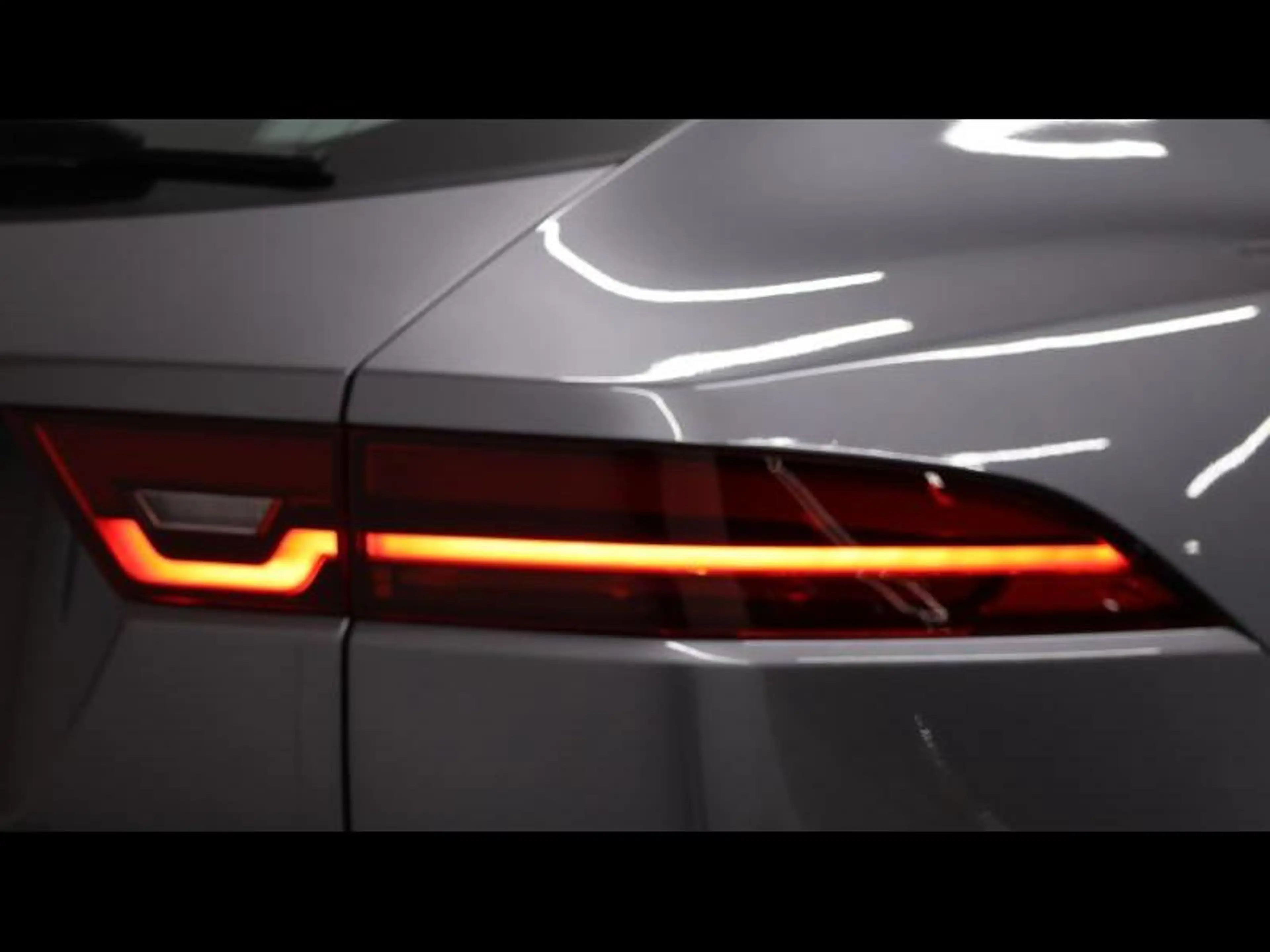 Jaguar E-Pace D165 S R-Dynamic AWD Auto — photo 7
