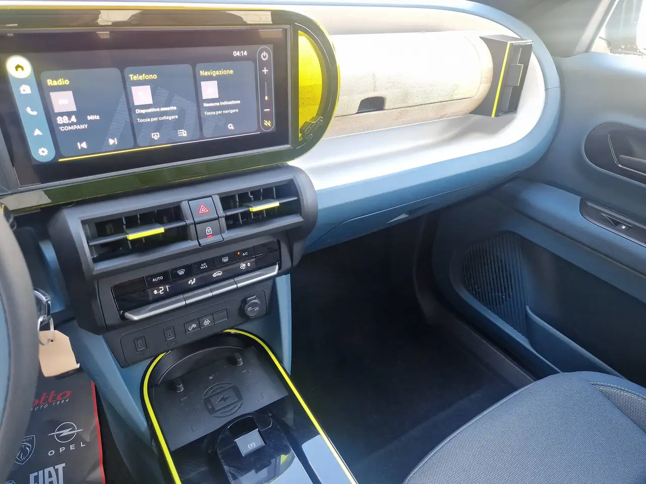 Fiat Grande Panda ELETTRICA 44 kWh 113cv La Prima KM 1.719-GIALLO LIMONE, миниатюра 25