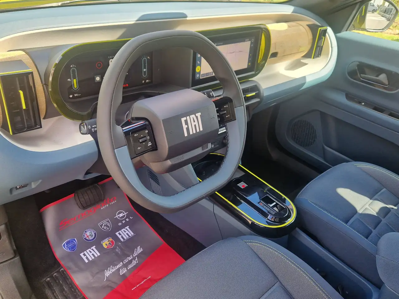 Fiat Grande Panda ELETTRICA 44 kWh 113cv La Prima KM 1.719-GIALLO LIMONE, миниатюра 9