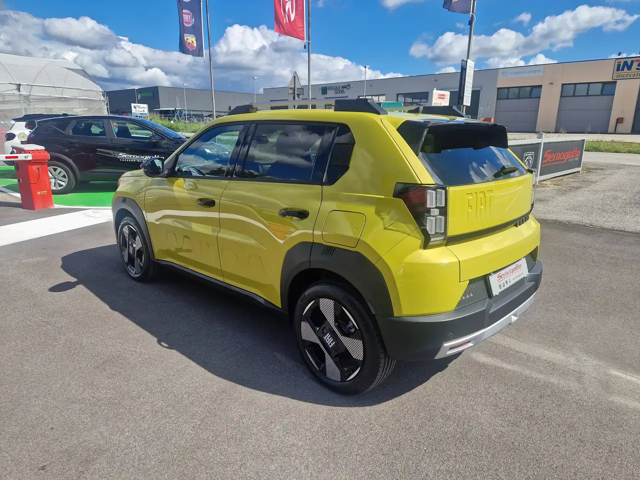 Fiat Grande Panda ELETTRICA 44 kWh 113cv La Prima KM 1.719-GIALLO LIMONE, миниатюра 5