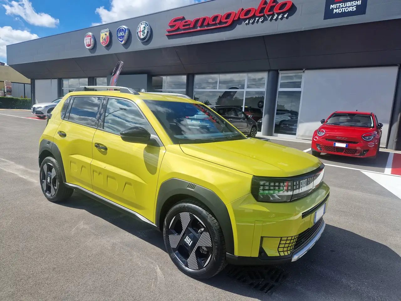 Fiat Grande Panda ELETTRICA 44 kWh 113cv La Prima KM 1.719-GIALLO LIMONE