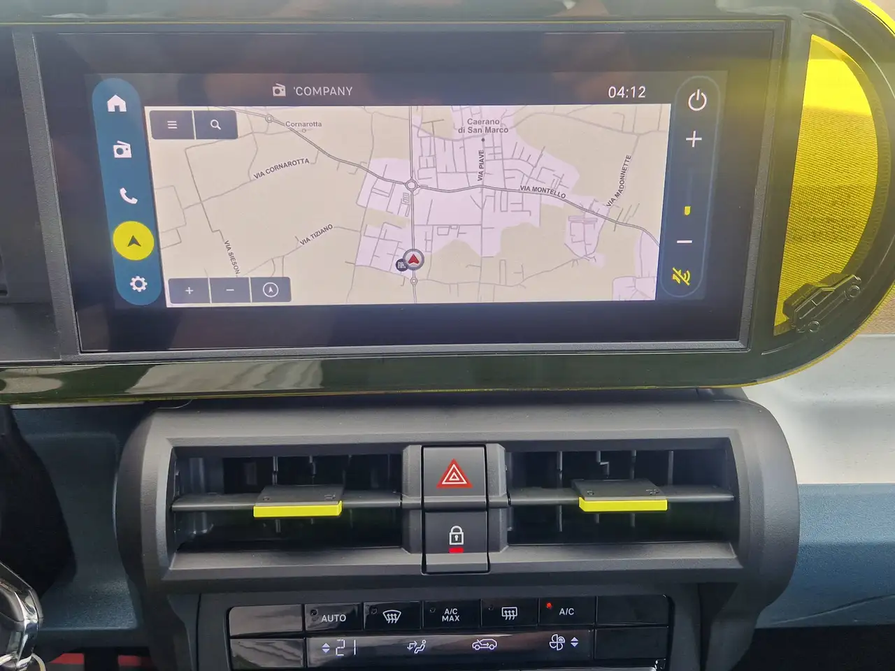 Fiat Grande Panda ELETTRICA 44 kWh 113cv La Prima KM 1.719-GIALLO LIMONE, миниатюра 22