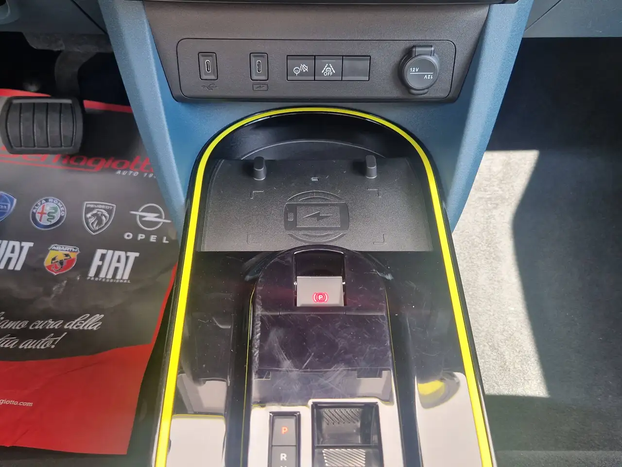 Fiat Grande Panda ELETTRICA 44 kWh 113cv La Prima KM 1.719-GIALLO LIMONE, миниатюра 24